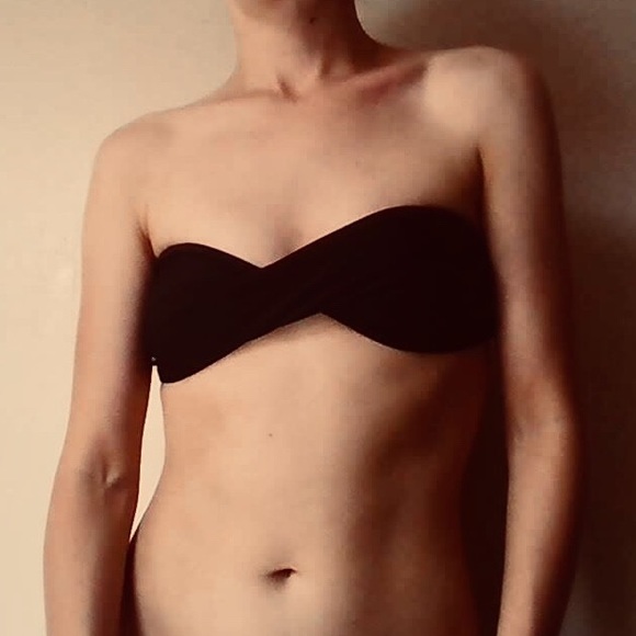 Victoria’s Secret Twist Bandeau Swim Top - Picture 2 of 6